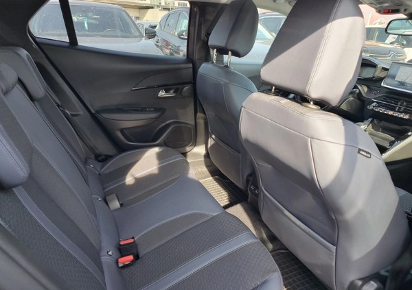 Peugeot 2008 cena 79900 przebieg: 31000, rok produkcji 2020 z Niepołomice małe 254